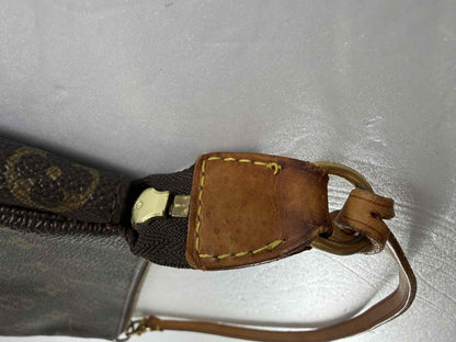 Louis Vuitton Monogram Pochette