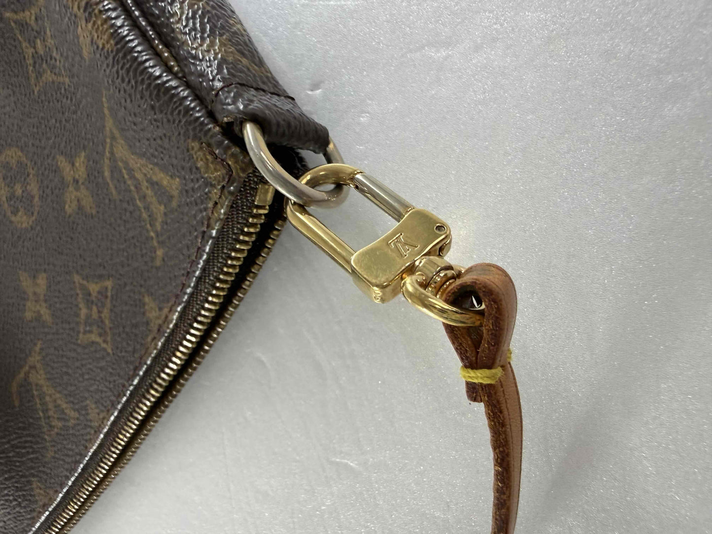 Louis Vuitton Monogram Pochette