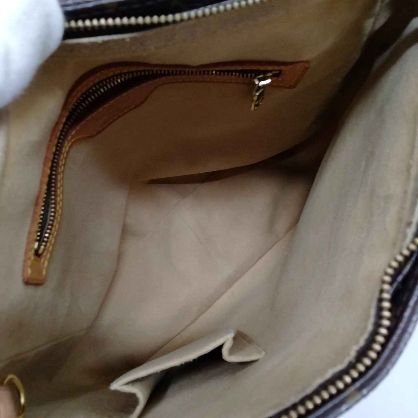 Louis Vuitton Looping GM