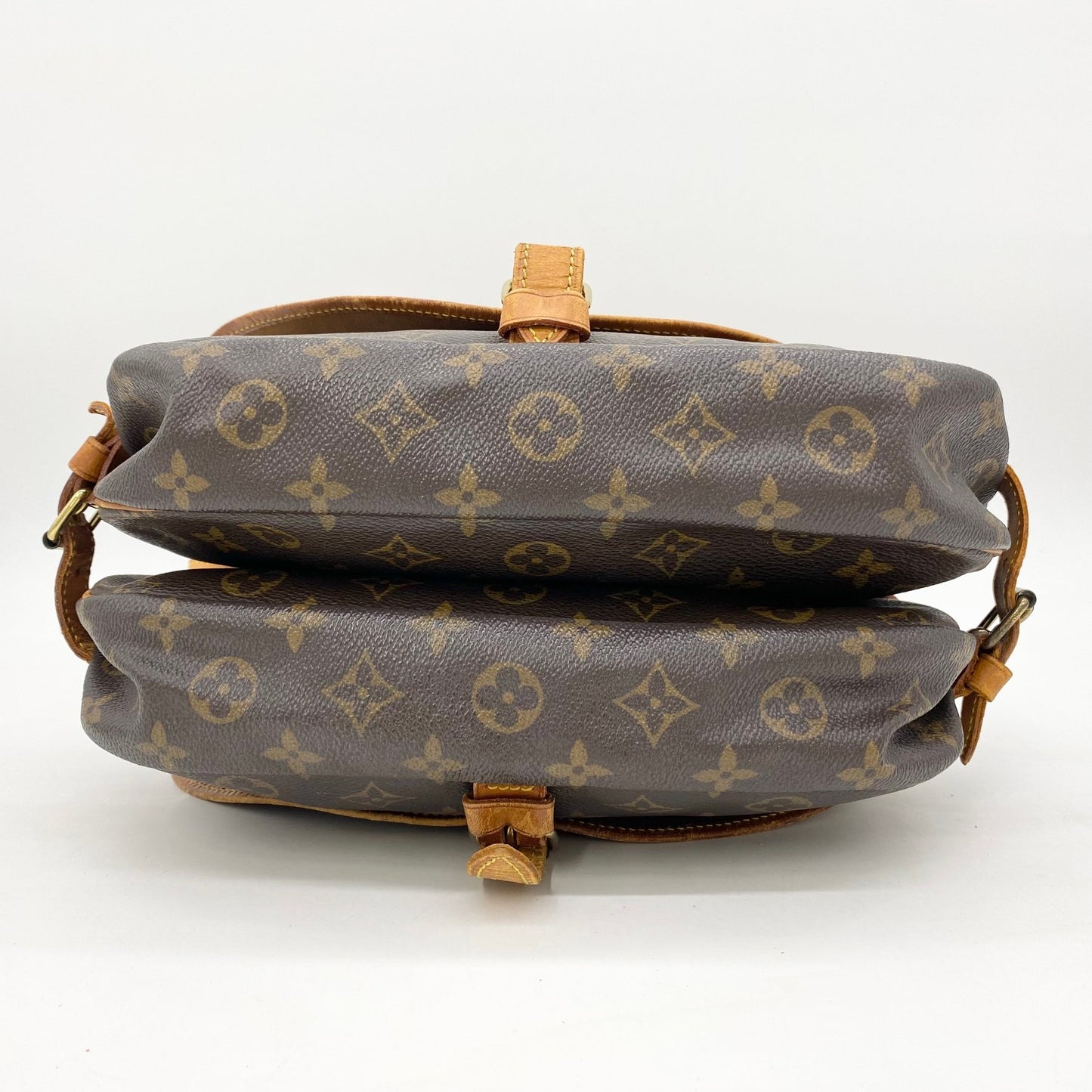 Louis Vuitton -Saumur 30 Monogram